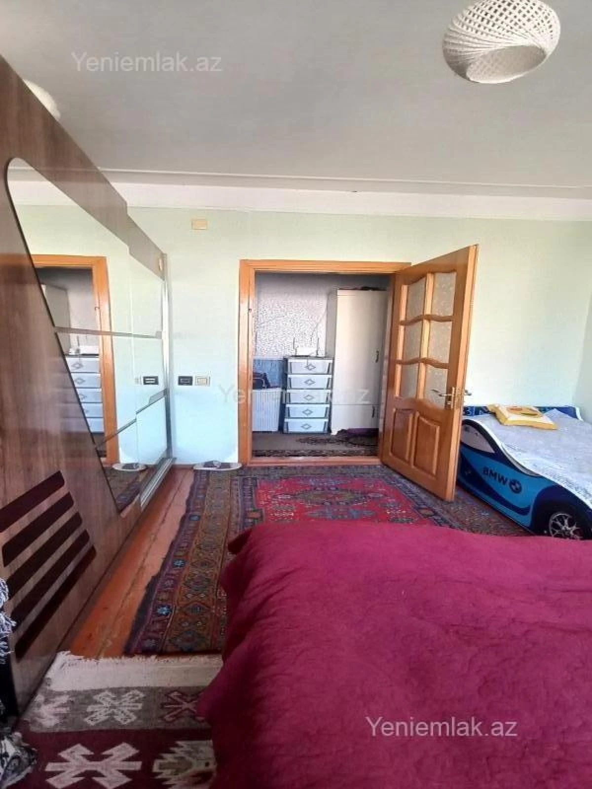Satılır 3 otaqlı köhnə tikili 45 m²