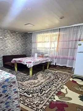 Satılır 3 otaqlı köhnə tikili 45 m²