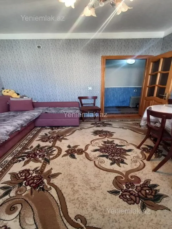 Satılır 3 otaqlı köhnə tikili 45 m²