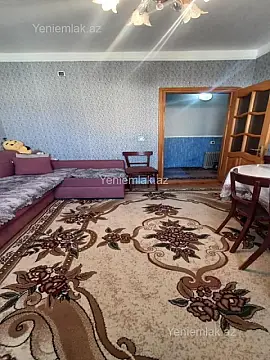 Satılır 3 otaqlı köhnə tikili 45 m²