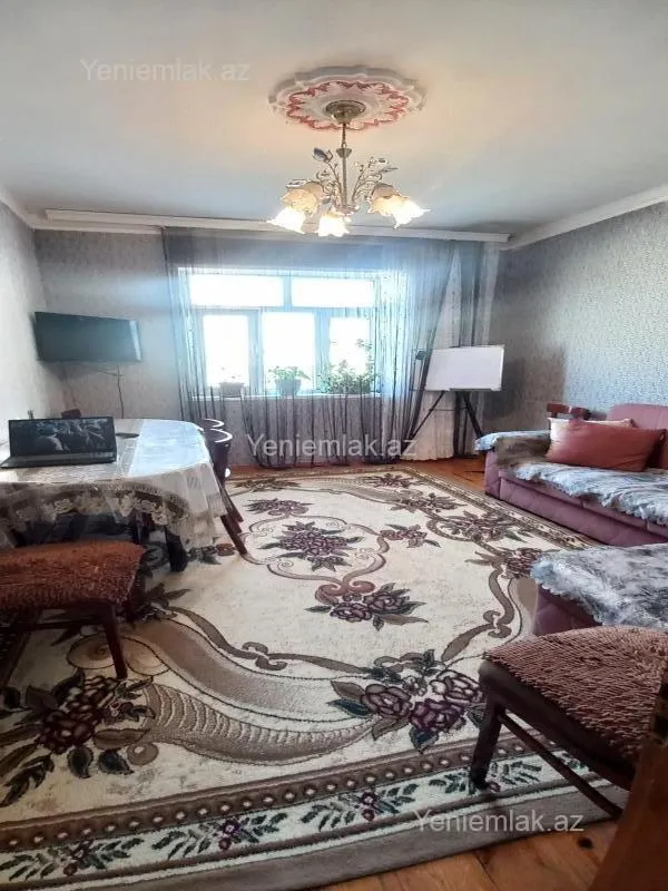 Satılır 3 otaqlı köhnə tikili 45 m²