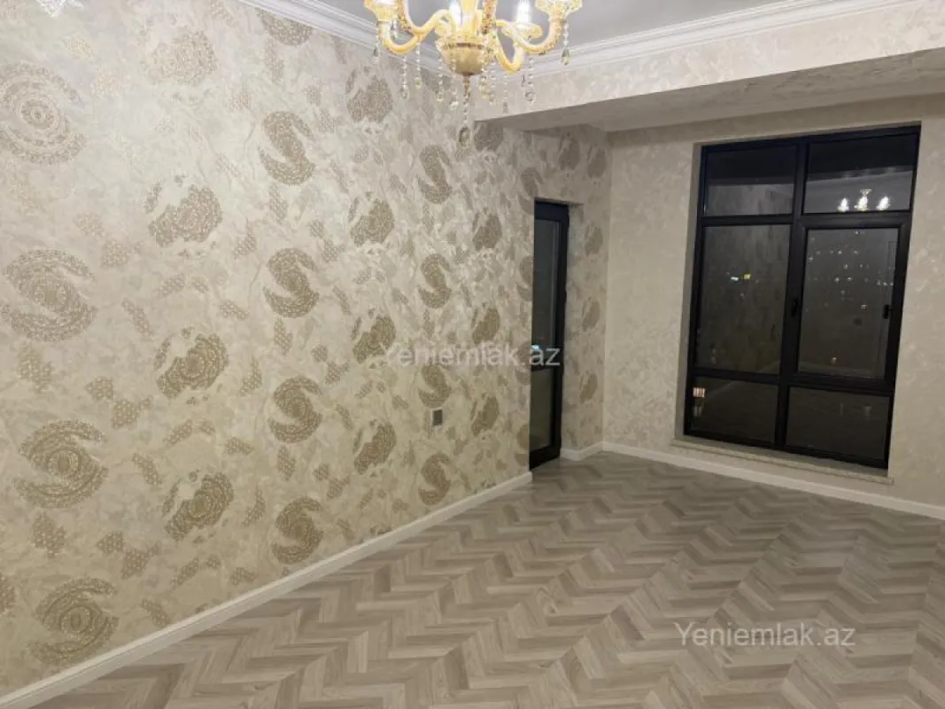 Satılır 4 otaqlı yeni tikili 125 m²