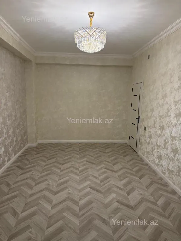 Satılır 4 otaqlı yeni tikili 125 m²