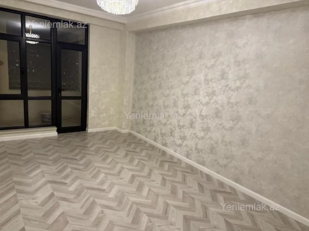 Satılır 4 otaqlı yeni tikili 125 m²