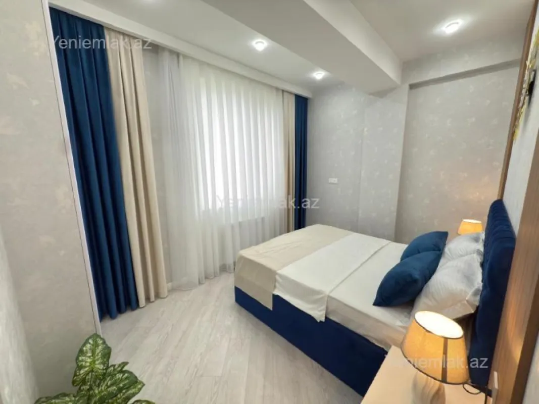 Satılır 3 otaqlı yeni tikili 83 m²
