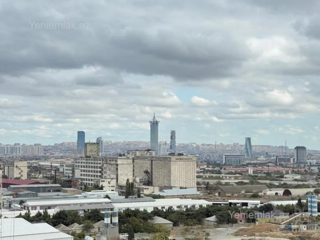 Satılır 3 otaqlı yeni tikili 83 m²