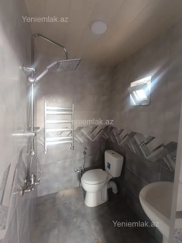 Satılır 1 otaqlı həyət evi 55 m²