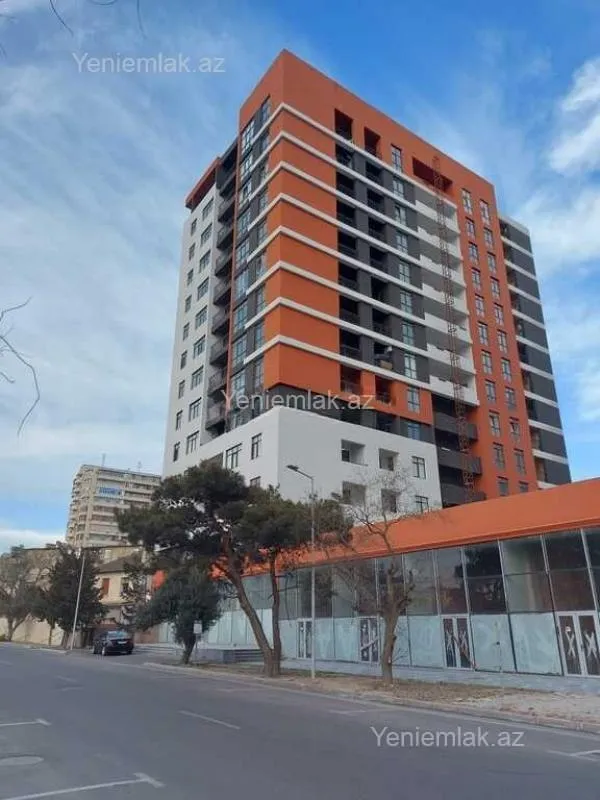 Satılır 2 otaqlı yeni tikili 70 m²