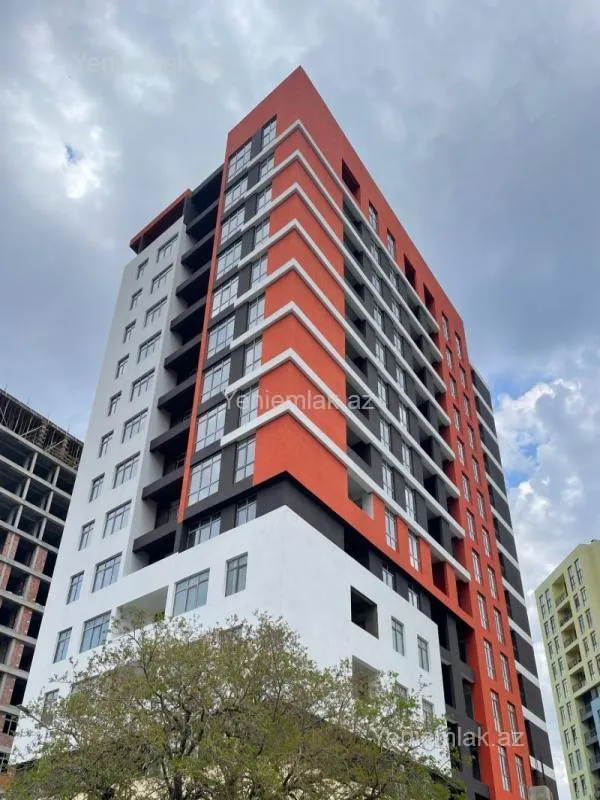 Satılır 2 otaqlı yeni tikili 70 m²