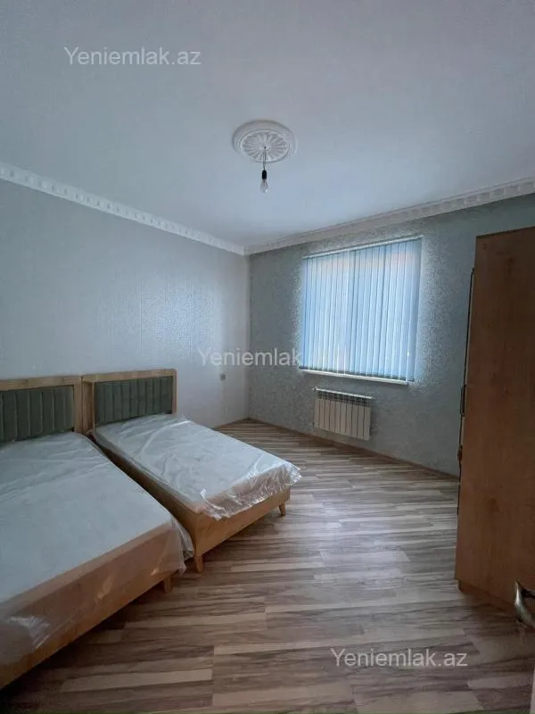 Satılır 5 otaqlı həyət evi 135 m²