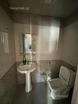 Satılır 5 otaqlı həyət evi 135 m²