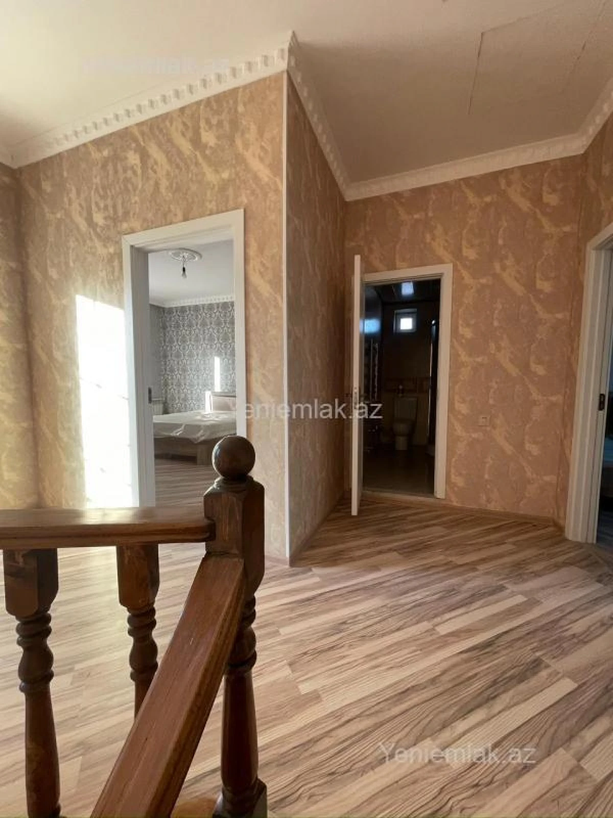 Satılır 5 otaqlı həyət evi 135 m²