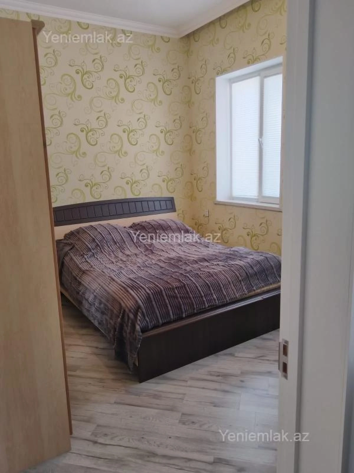 Satılır 4 otaqlı həyət evi 160 m²