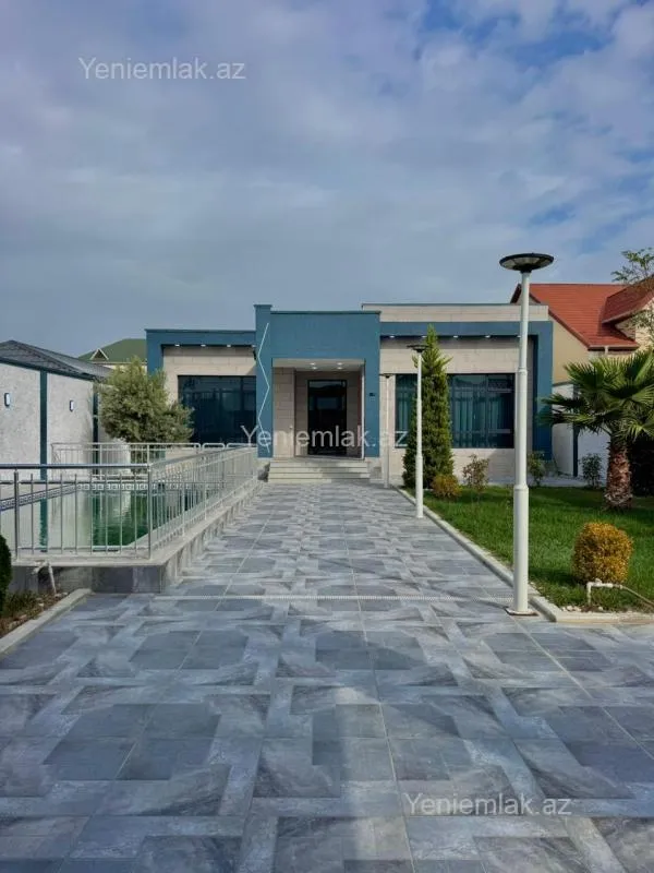 Satılır 4 otaqlı həyət evi 170 m²