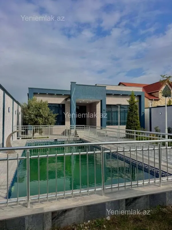 Satılır 4 otaqlı həyət evi 170 m²