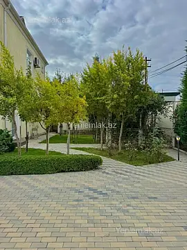 Satılır 5 otaqlı həyət evi 220 m²