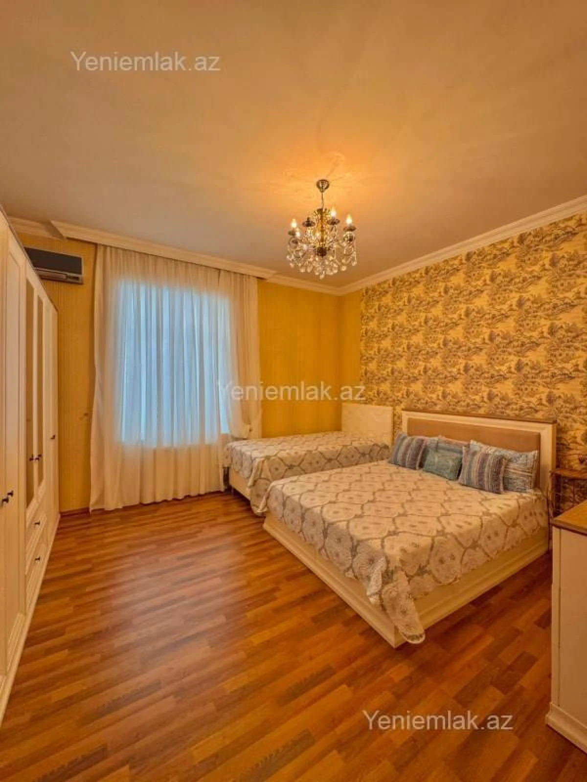 Satılır 5 otaqlı həyət evi 220 m²