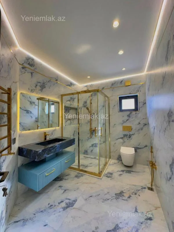 Satılır 6 otaqlı həyət evi 350 m²