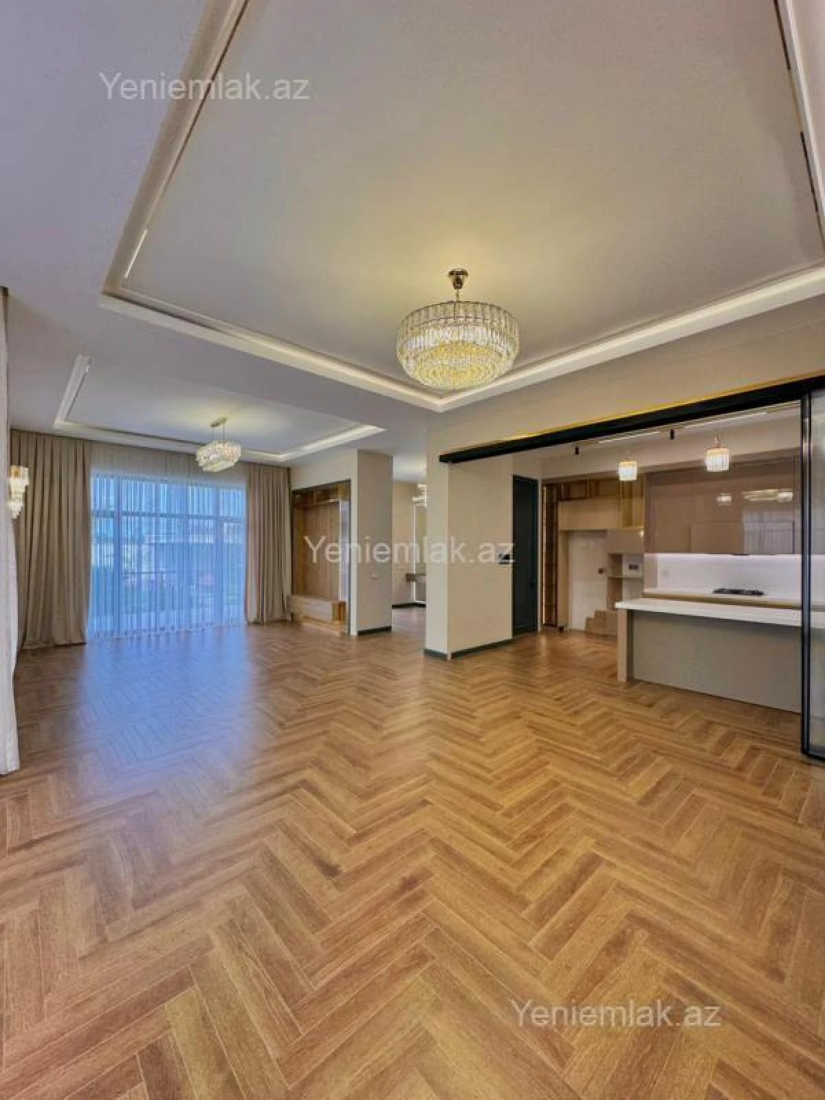 Satılır 6 otaqlı həyət evi 350 m²