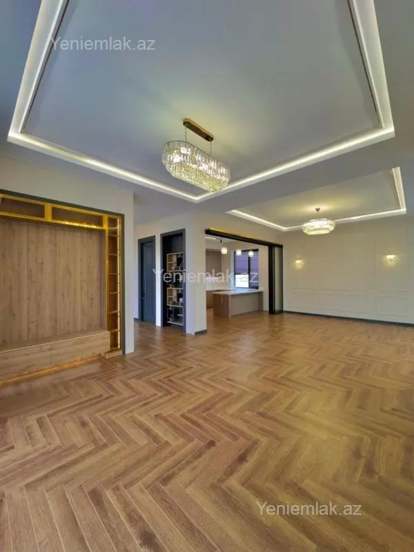Satılır 6 otaqlı həyət evi 350 m²