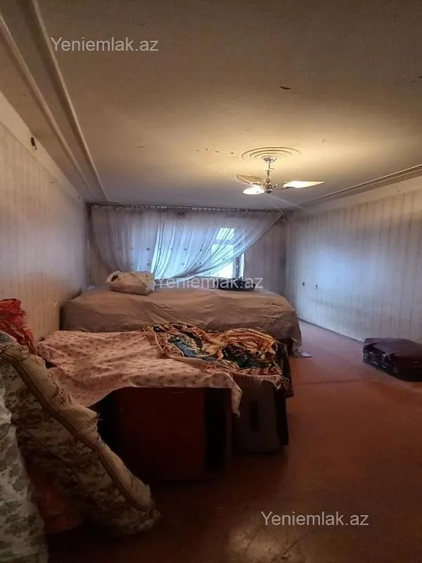 Satılır 5 otaqlı köhnə tikili 120 m²