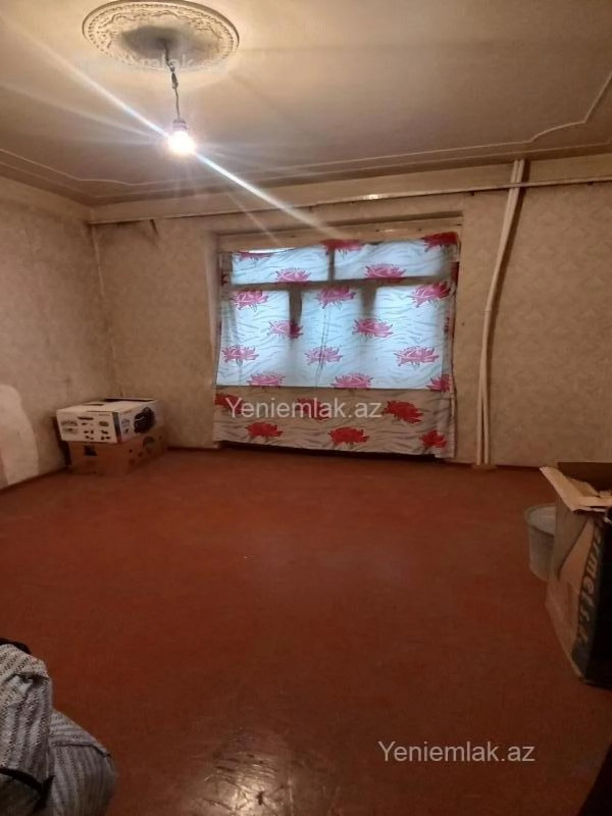 Satılır 5 otaqlı köhnə tikili 120 m²