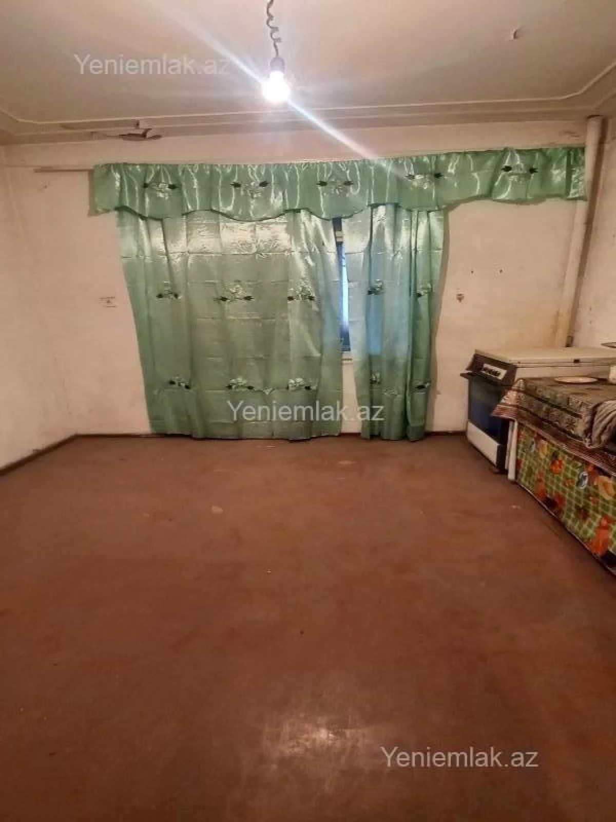 Satılır 5 otaqlı köhnə tikili 120 m²