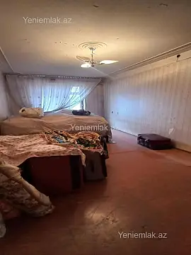 Satılır 5 otaqlı köhnə tikili 120 m²