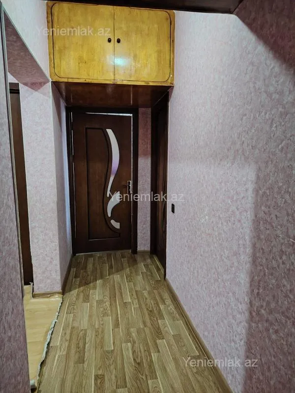 Satılır 3 otaqlı köhnə tikili 73 m²