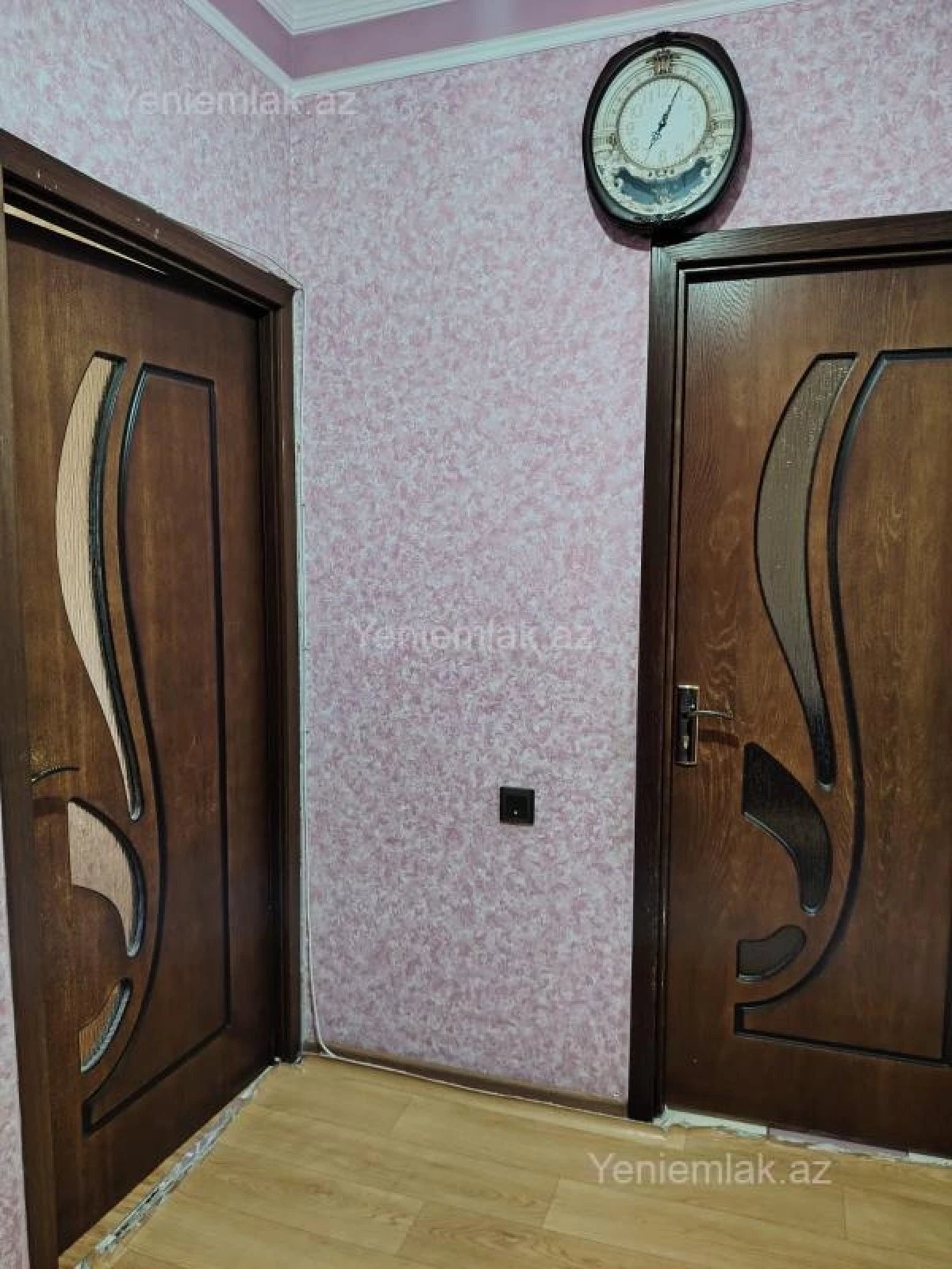 Satılır 3 otaqlı köhnə tikili 73 m²