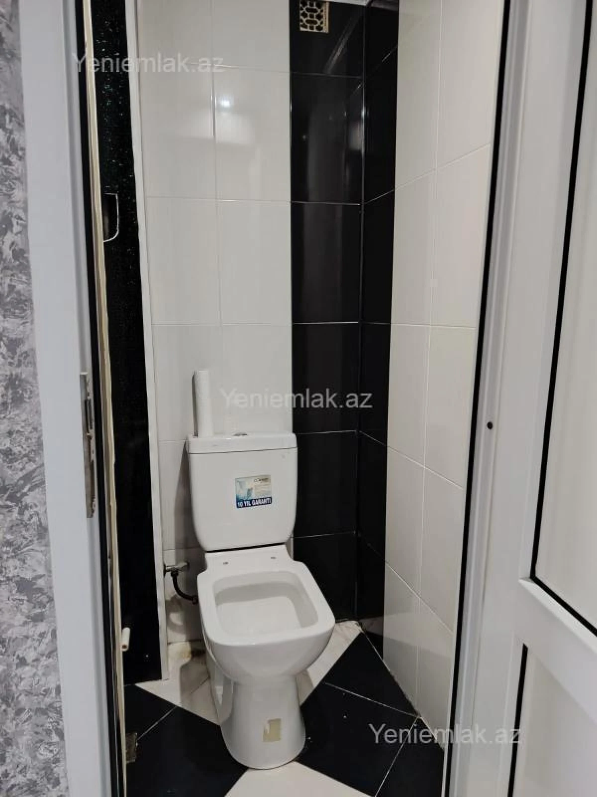 Satılır 3 otaqlı köhnə tikili 73 m²