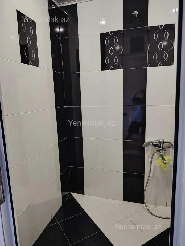 Satılır 3 otaqlı köhnə tikili 73 m²