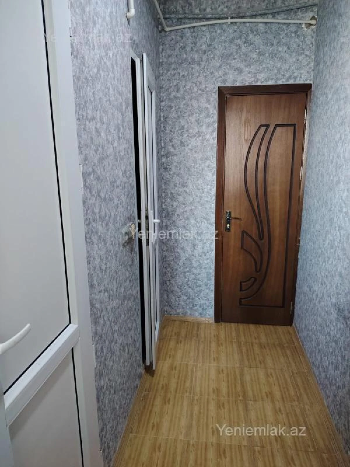 Satılır 3 otaqlı köhnə tikili 73 m²