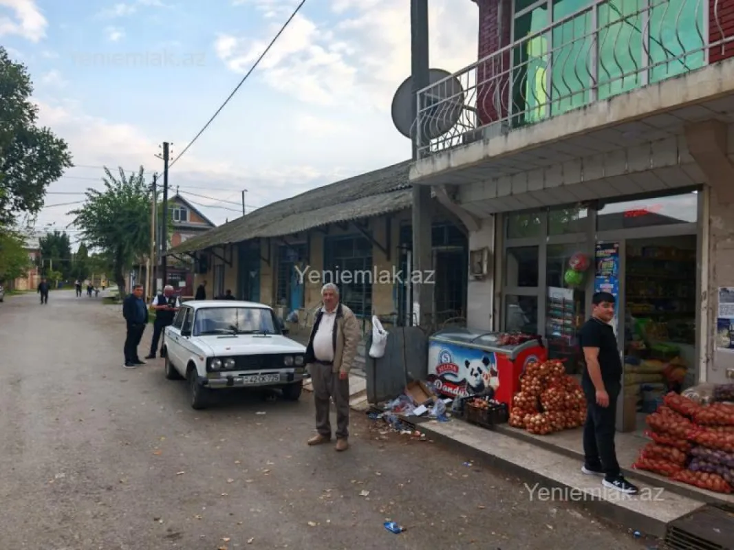 Satılır 4 otaqlı obyekt 103 m²