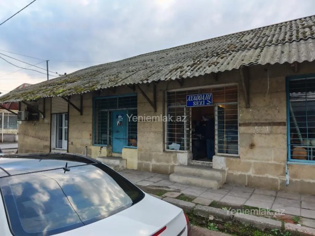 Satılır 4 otaqlı obyekt 103 m²