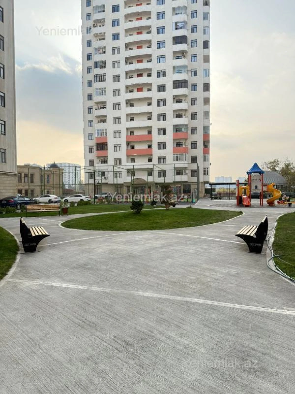 Satılır 2 otaqlı yeni tikili 62 m²