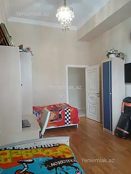 Satılır 4 otaqlı yeni tikili 105 m²