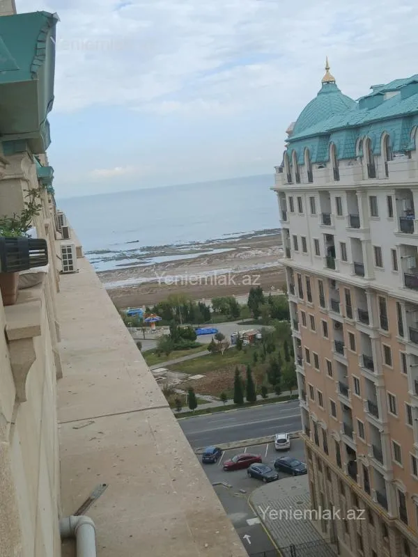 Satılır 4 otaqlı yeni tikili 105 m²