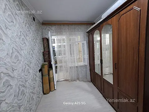 Satılır 4 otaqlı köhnə tikili 85 m²