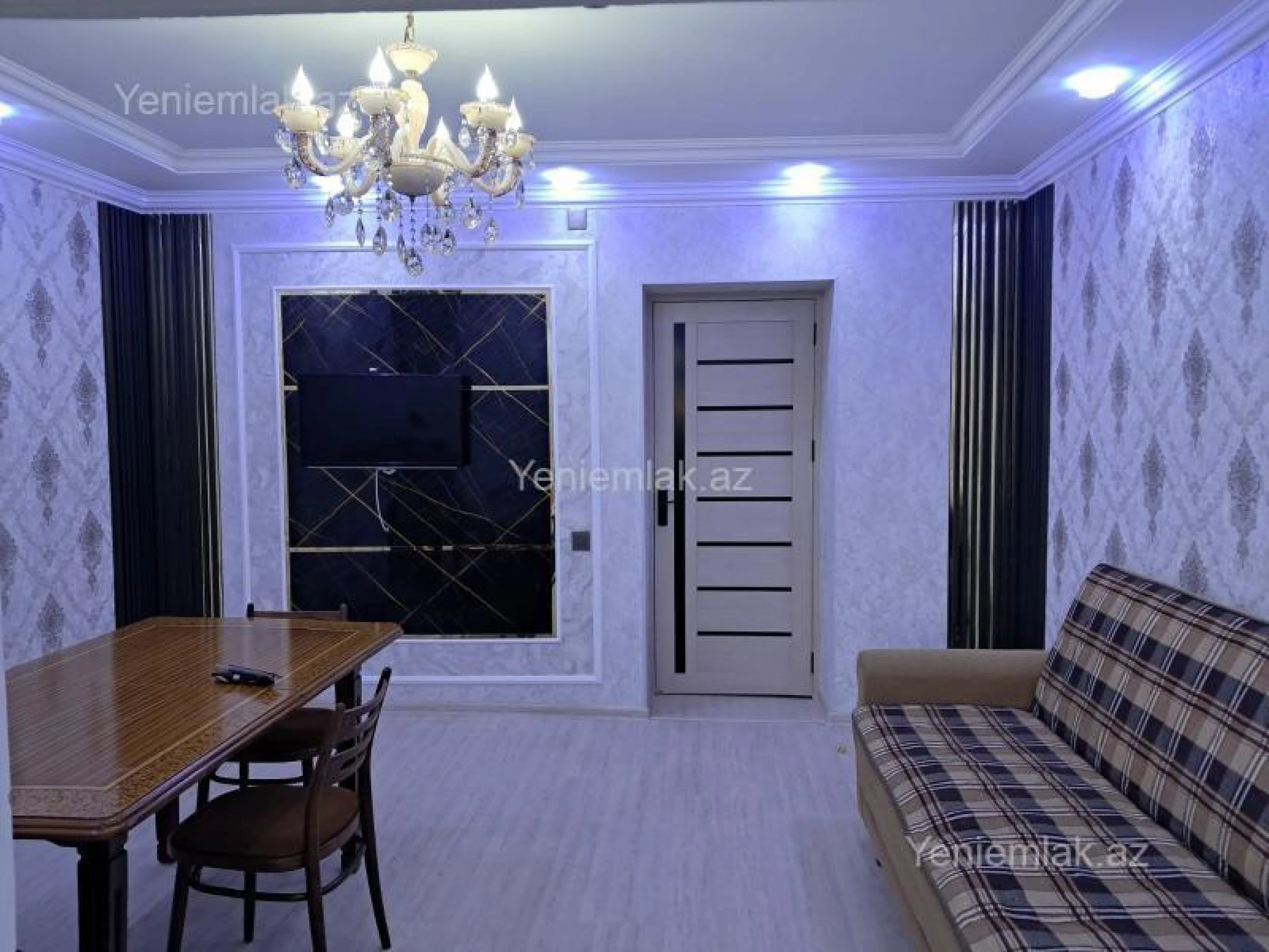 Satılır 4 otaqlı köhnə tikili 85 m²