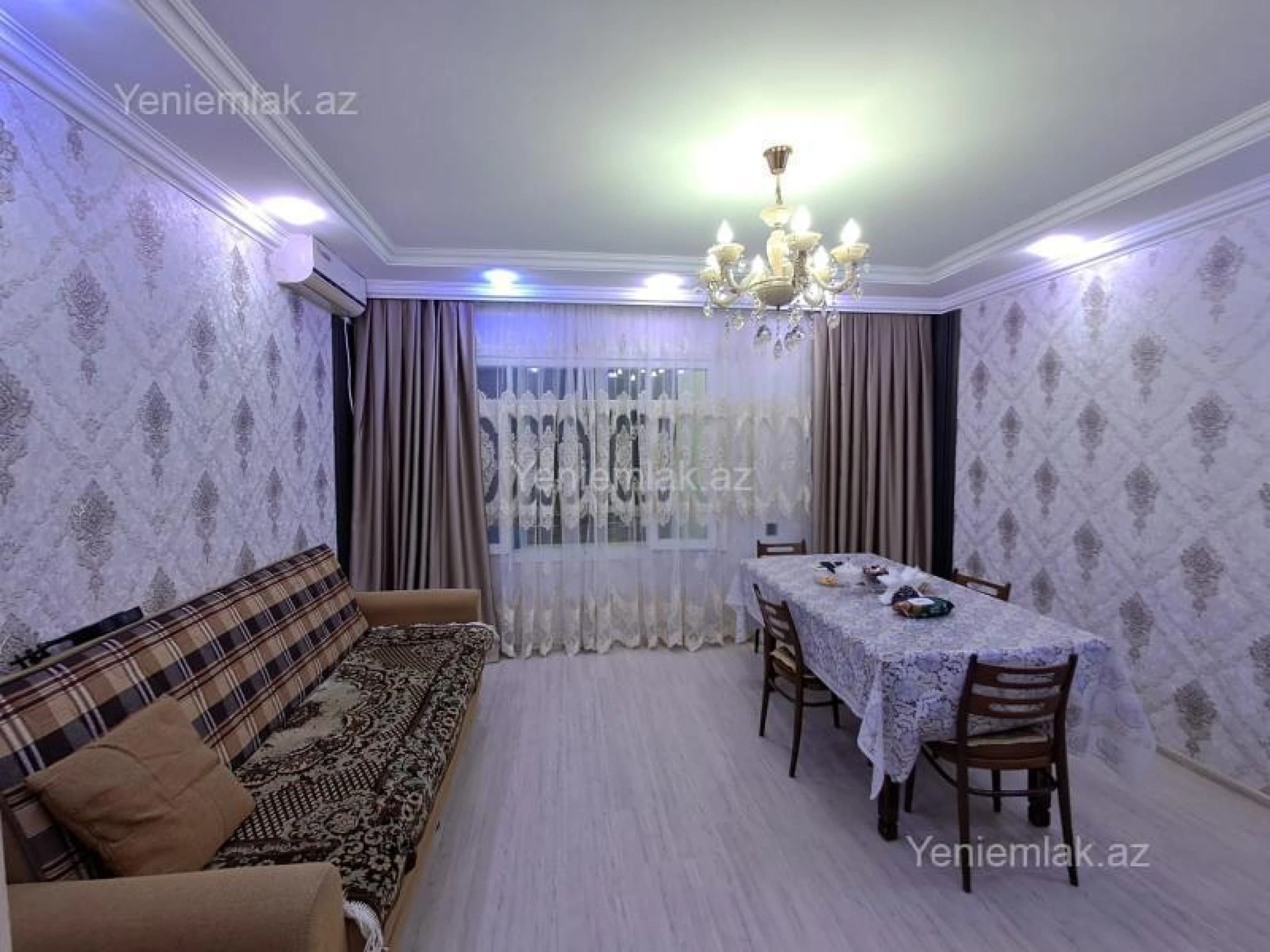 Satılır 4 otaqlı köhnə tikili 85 m²
