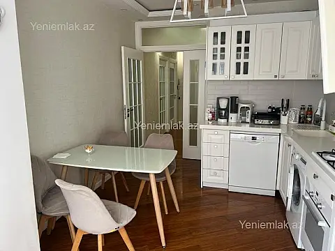 Satılır 4 otaqlı köhnə tikili 100 m² — Bakı, Sabunçu 4 otaq 100.00 m²