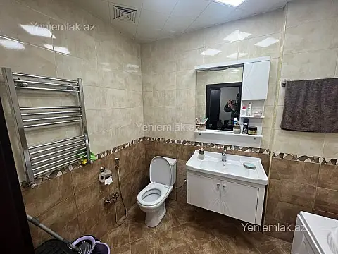 Satılır 4 otaqlı yeni tikili 140 m²