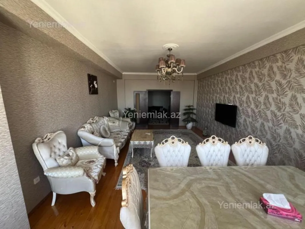 Satılır 4 otaqlı yeni tikili 140 m²
