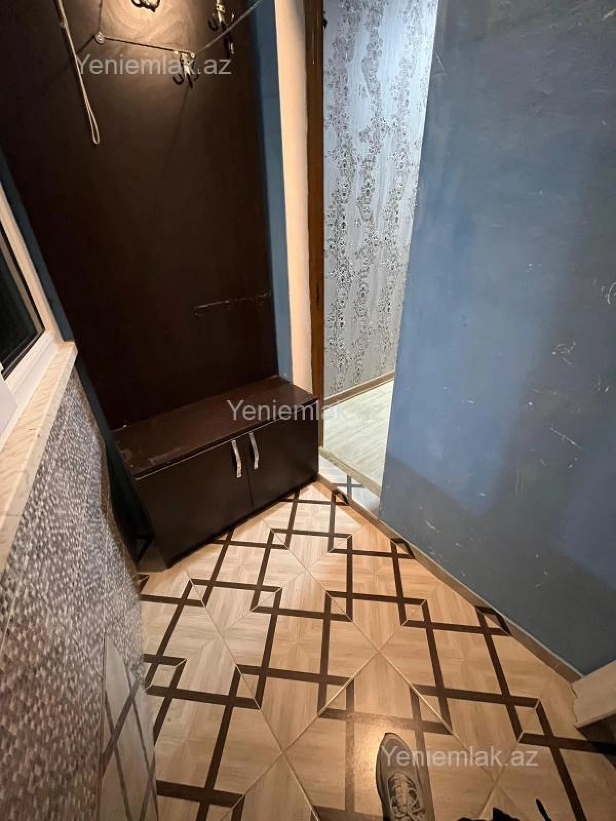 Satılır 3 otaqlı köhnə tikili 73 m²
