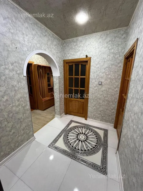 Satılır 3 otaqlı köhnə tikili 73 m²