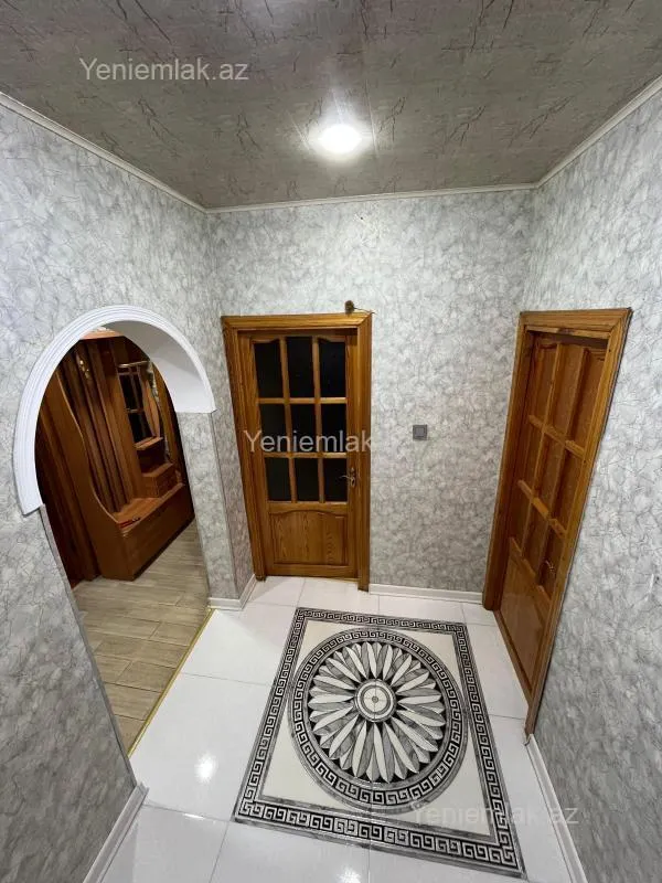 Satılır 3 otaqlı köhnə tikili 73 m²