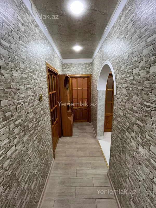 Satılır 3 otaqlı köhnə tikili 73 m²