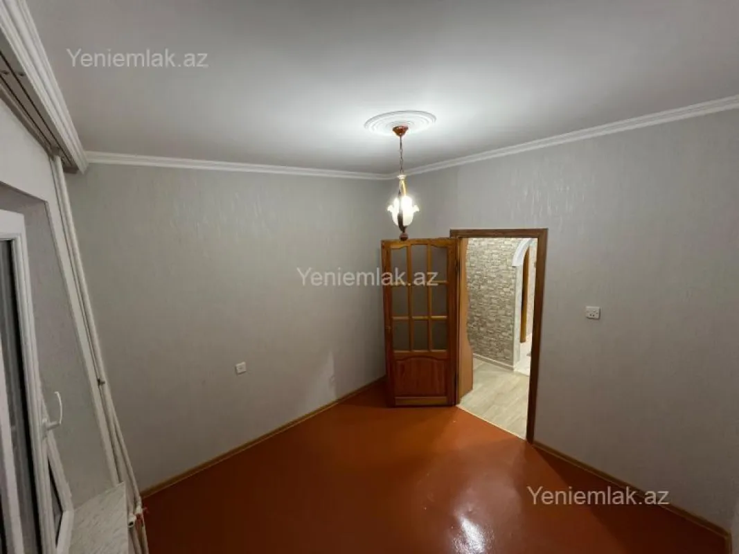 Satılır 3 otaqlı köhnə tikili 73 m²