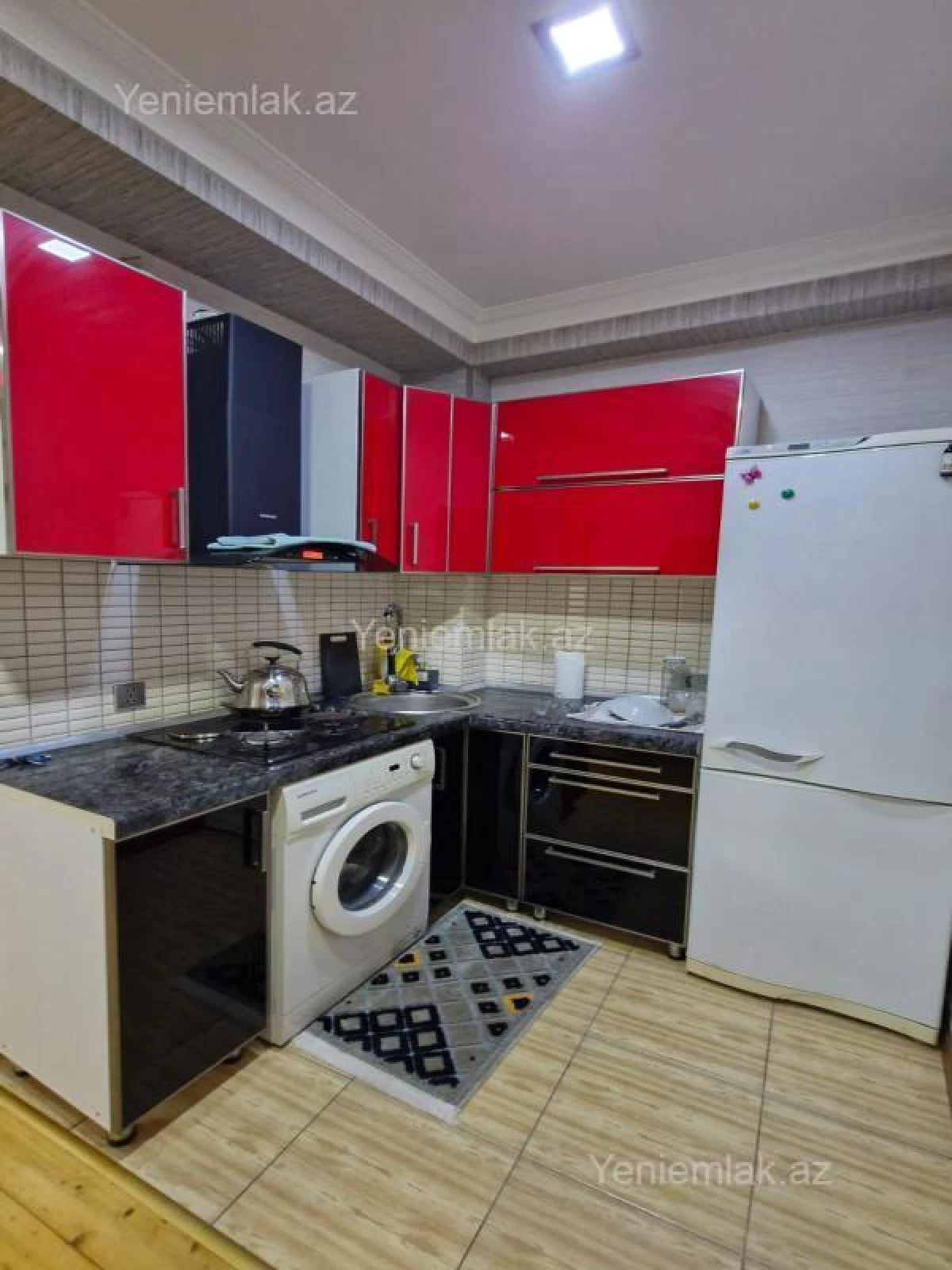 Satılır 2 otaqlı yeni tikili 60 m²